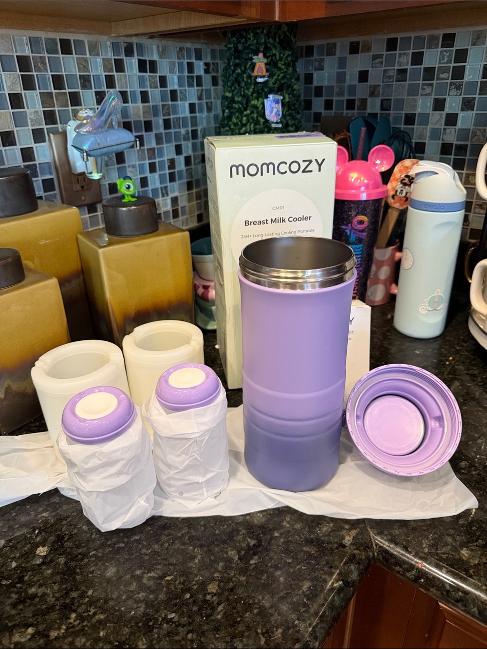 NIB Momcozy Purple Breast Milk travel Cooler 22oz